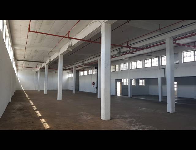 750M² FACTORY TO LET IN BELLVILLE CENTRAL